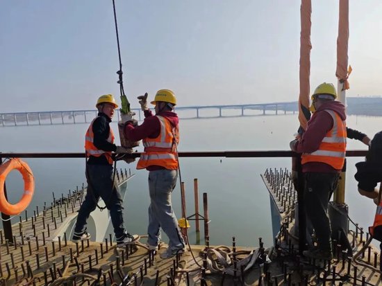 春节不停工！南昌洪州大桥建设加速推进