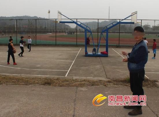 三十多岁女子伪装成大学生流窜于高校盗窃