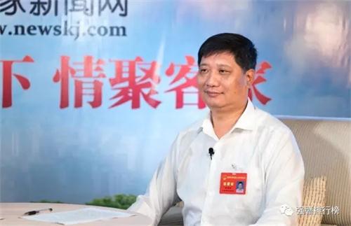 大余县县长钟旭辉资料图