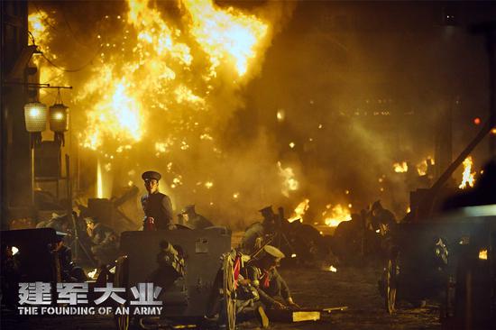 电影《建军大业》发布炽热军魂主题预告片
