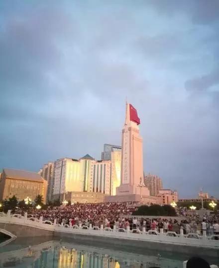 http://mmbiz.qpic.cn/mmbiz_jpg/EFEtBHIL7LSLZzRWsWfzSbLA4H7BbaNEibIN4SIaSx577302esaj5ib6bNGUEnq2R4jfZ0PP1hTmiaI0Dk4COxxOQ/640?wx_fmt=jpeg&tp=webp&wxfrom=5&wx_lazy=1