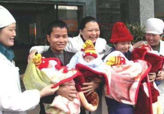 13年前赣县的四胞胎也是在