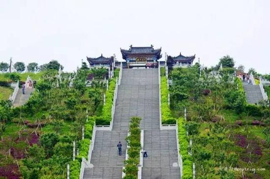 逆天!九江濂溪区两块地拍出了7.36亿