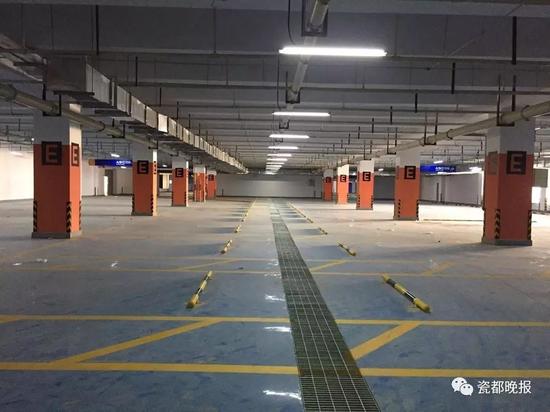合理布局的地下停车场已建成