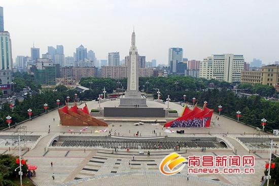 军乐节开幕式舞台搭建已经进入尾声