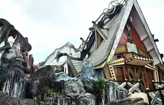 疯屋子是大叻最著名的建筑