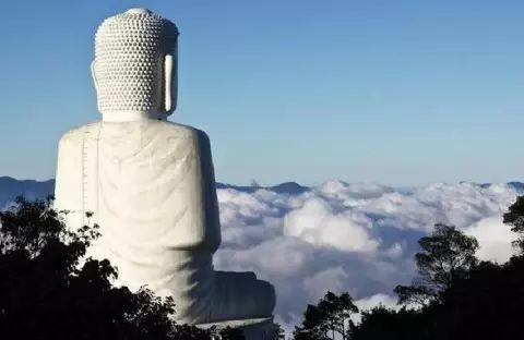 巴拿山缆车系统是世界上单线最长记录保持者
