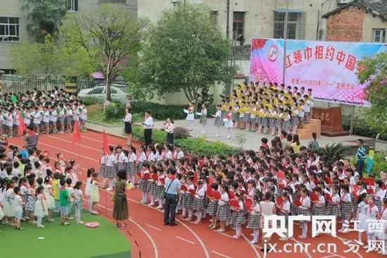 ▲德兴市银城第一小学