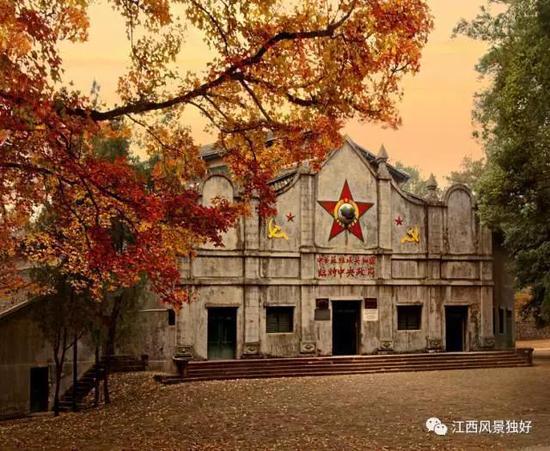 亮点活动9:万人诵读《可爱的中国》等系列活动