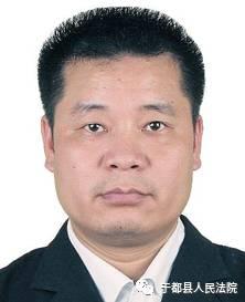 被执行人:段石长 男,46岁