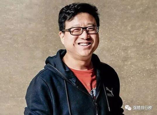 网易公司董事局主席兼首席执行官丁磊以净财富值1118.8亿元位居榜单第九。