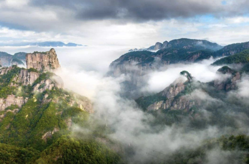 天姥山——《笑傲江湖》拍摄地