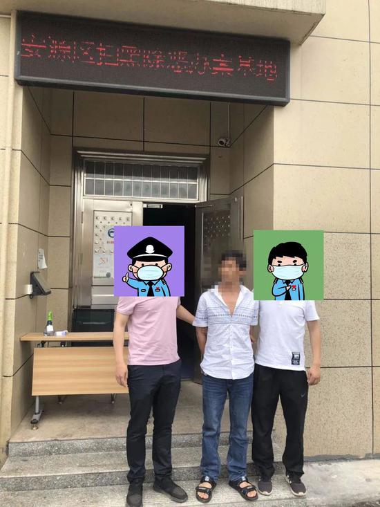 张某德被带至安源分局办案中心进行审讯