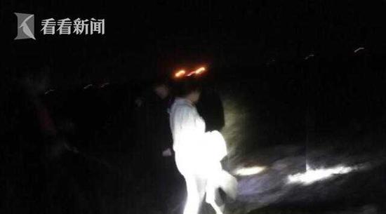 女鬼爬出坟墓视频,女鬼爬出坟墓视频另一个是健身跑