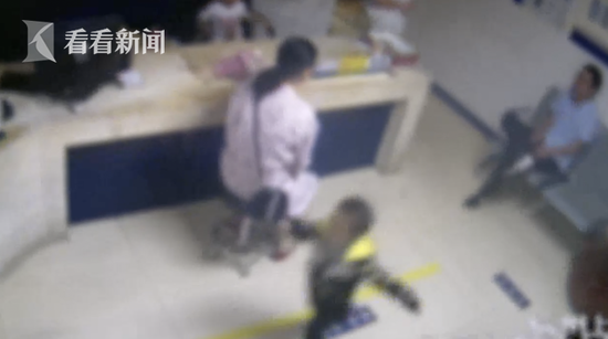 6岁自闭症男孩被遗弃肯德基 母亲留下心酸手写信