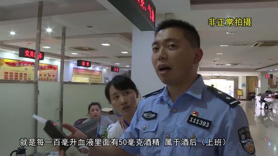在高新区行政服务中心,