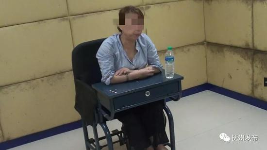 目前,唐某已被刑事拘留,