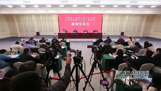 新闻发布会现场(文颖 摄)