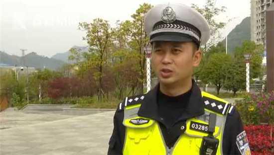由于该视频中玛莎拉蒂车主涉及多项违法,辖区交警立即对这件事展开调查。