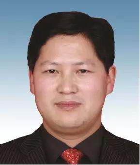 易国民
