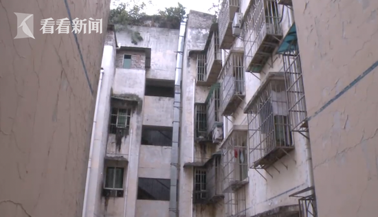 婆媳不和!老人将儿子一家赶出家门