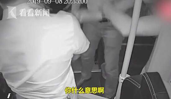 拉人起床恶搞视频,拉人起床恶搞视频大全