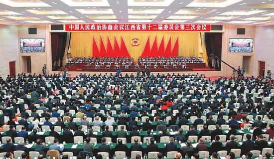 1月14日,中国人民政治协商会议江西省第十二届委员会第三次会议在南昌开幕。本报记者海波摄