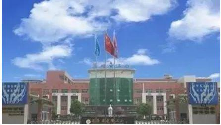 地址:南昌县莲塘第三小学东北角