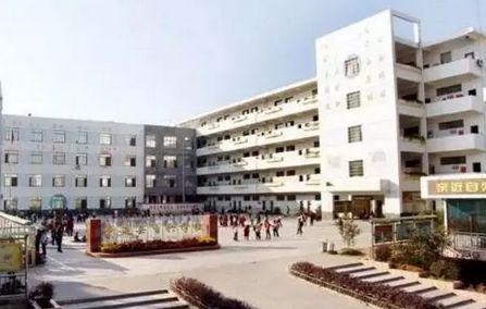 地址:新建区解放路918号