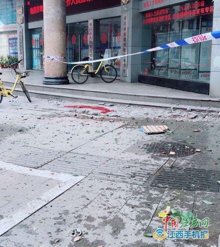 飞来横祸！天降瓷砖！南昌一男子街头被砸中身亡！