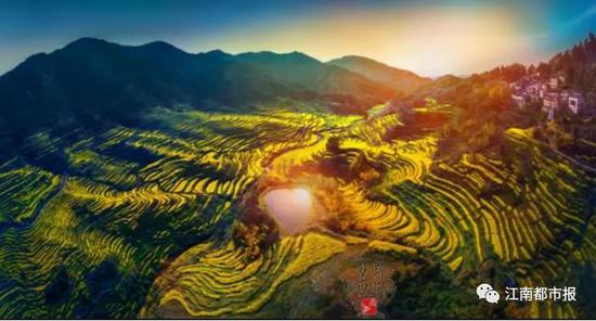 (图片由婺源篁岭景区提供)