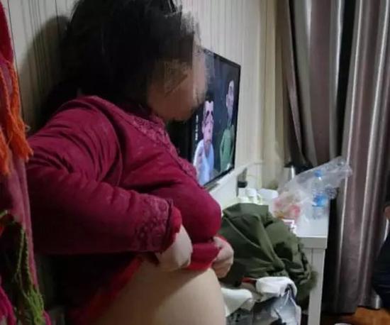 乐乐被诊断为已怀孕五个月。受访者供图