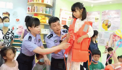 【万警千车下基层】“警”“医”携手,就为这件重要的事