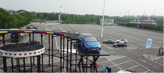 无极限赛道惊险刺激