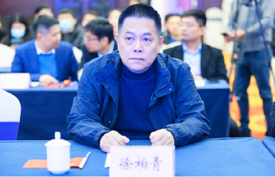 江西省纺织工业协会会长徐柏青