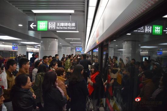 南昌地铁开通现场