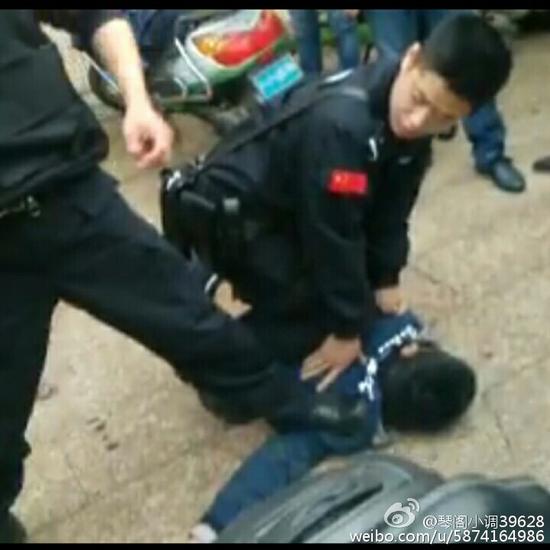 事发现场（图片来源于微博）