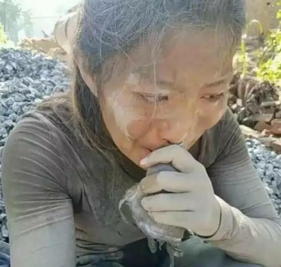 图为视频截图