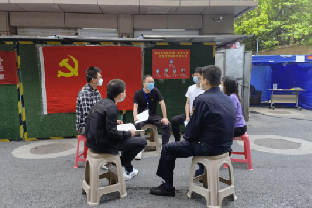 南昌青山湖区：临时党支部是疫情封控区的“战斗堡垒”