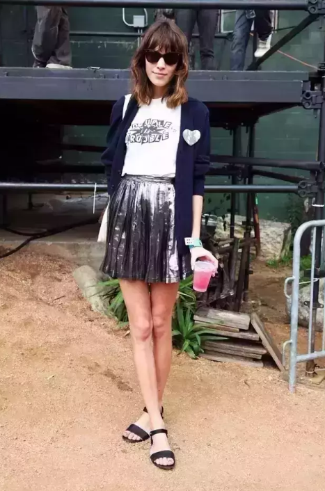 秋冬女神裙火了,百搭又显瘦谁不喜欢?!