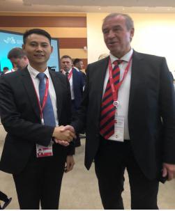 亚马逊餐饮品牌创始人 集团总裁余军飞受邀出