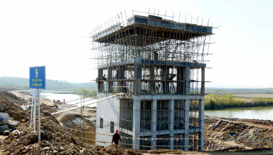 　　位于江西九江市彭泽县的江西省重点易涝区排涝能力建设龙城涝区治理工程现场