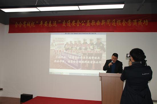 南昌市人口2018_航拍江西南昌三百余人共舞太极(3)