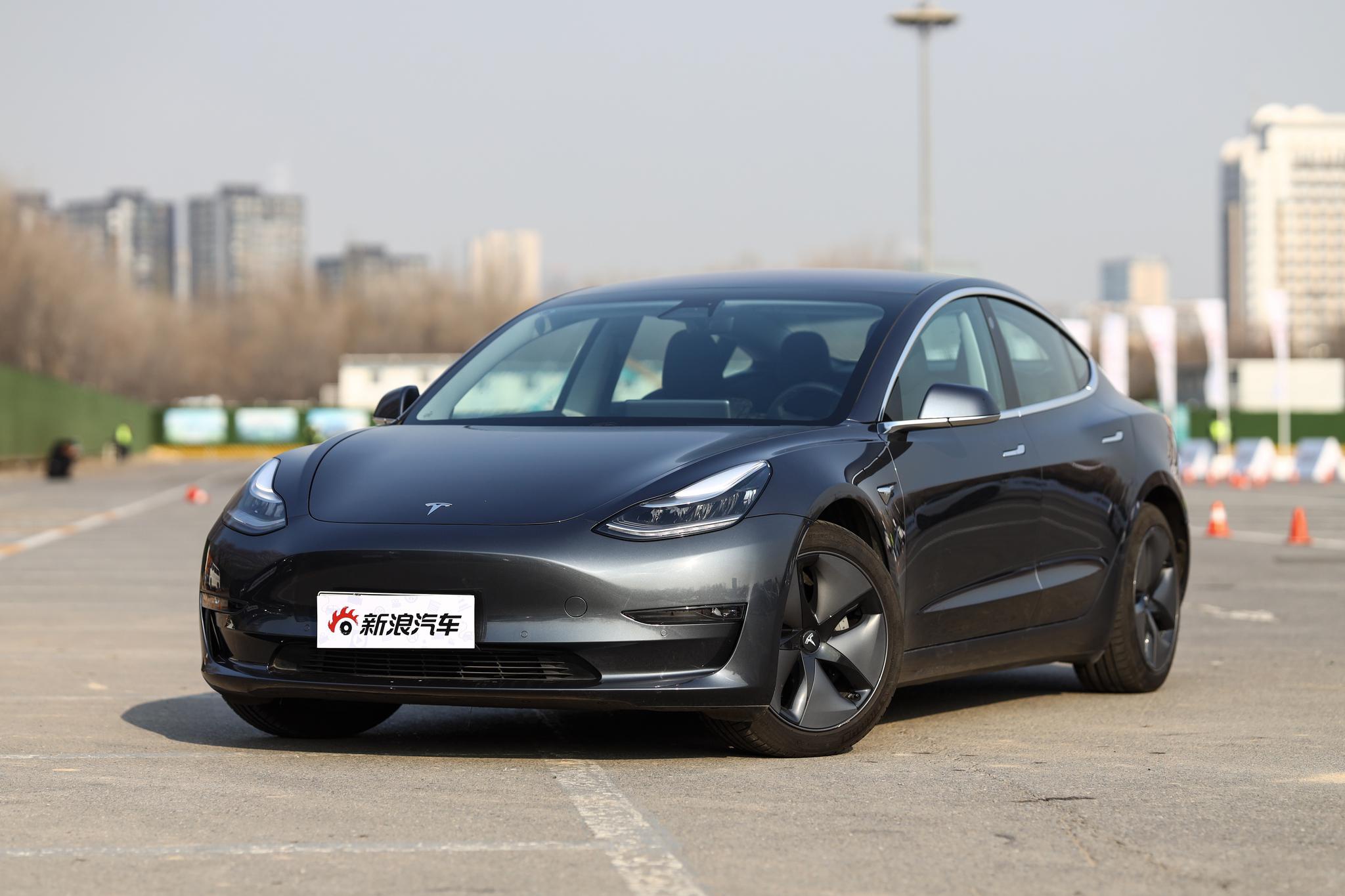 特斯拉Model 3量产版全解析 5分钟带你近距离欣赏