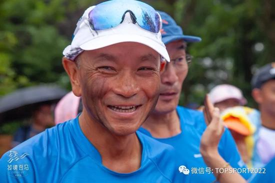 首都媒体跑团关于金飞豹和“秘境百马”的点评