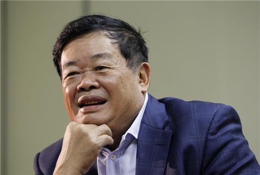 “跑了”的曹德旺美國碰壁 中國汽車能學(xué)到什么？