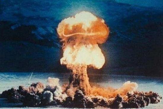 核武器爆炸效果图