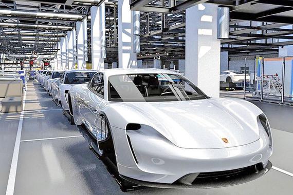 Taycan需求旺盛 保时捷向奥迪借400人生产