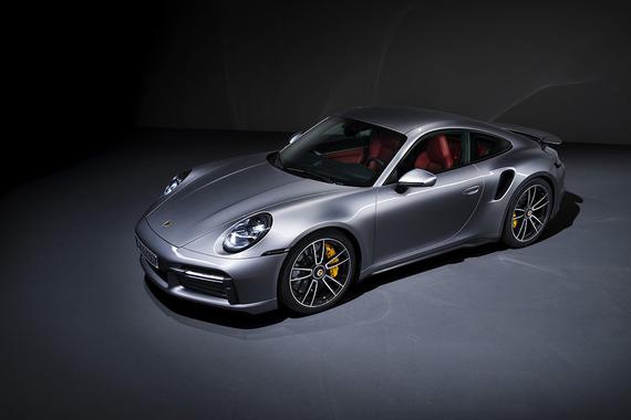 保时捷前三季度营收194亿欧元 新车交付超19万台