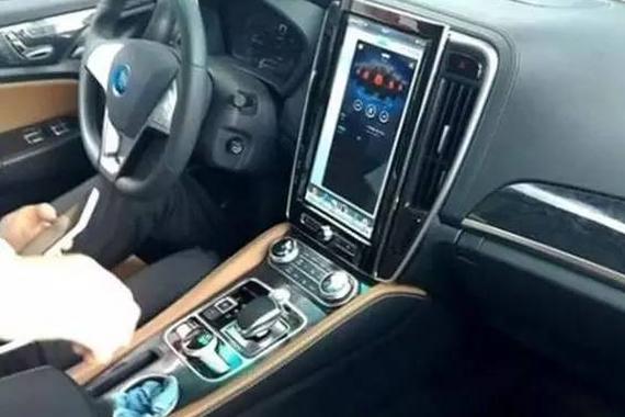 要逆天！比亚迪秦100内饰最新谍照曝光